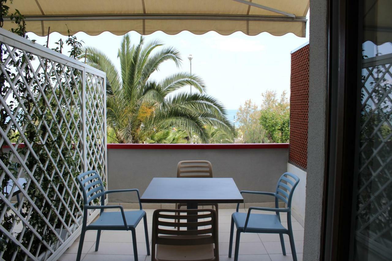 Sulmare Alba Adriatica Bed & Breakfast Ngoại thất bức ảnh