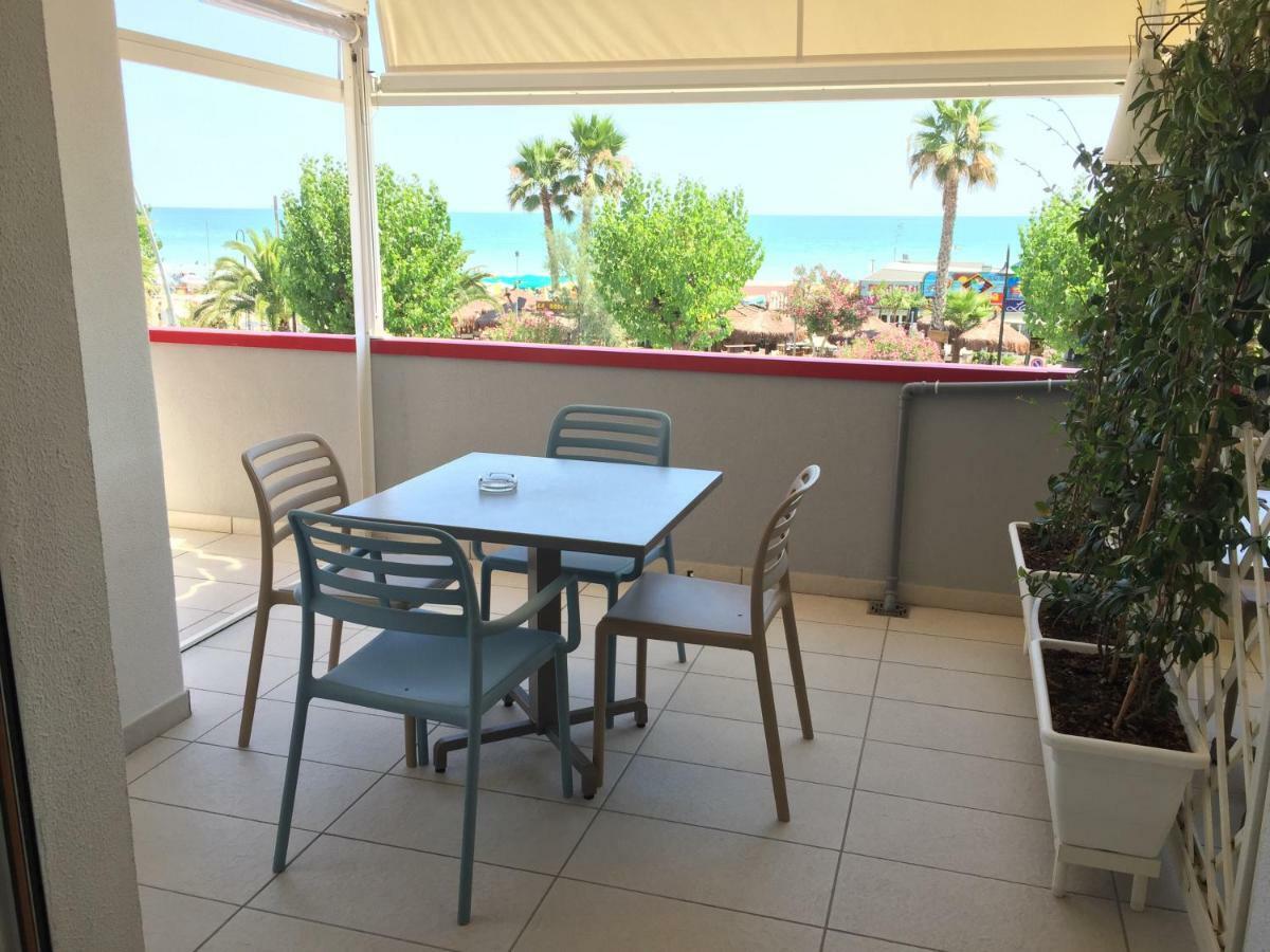 Sulmare Alba Adriatica Bed & Breakfast Ngoại thất bức ảnh